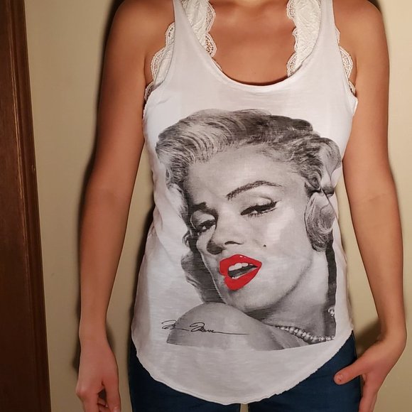 Ponder Tops - Classic Marilyn Monroe racerback tank top.